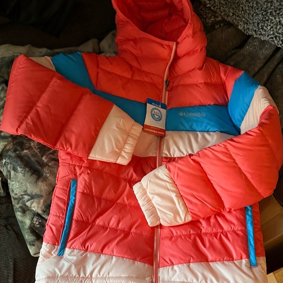Columbia Other - Columbia Youth Large Puffer Coat NWT pink and blue